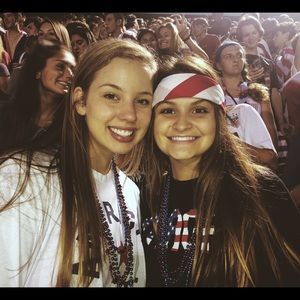 Meet your Posher, Jillian